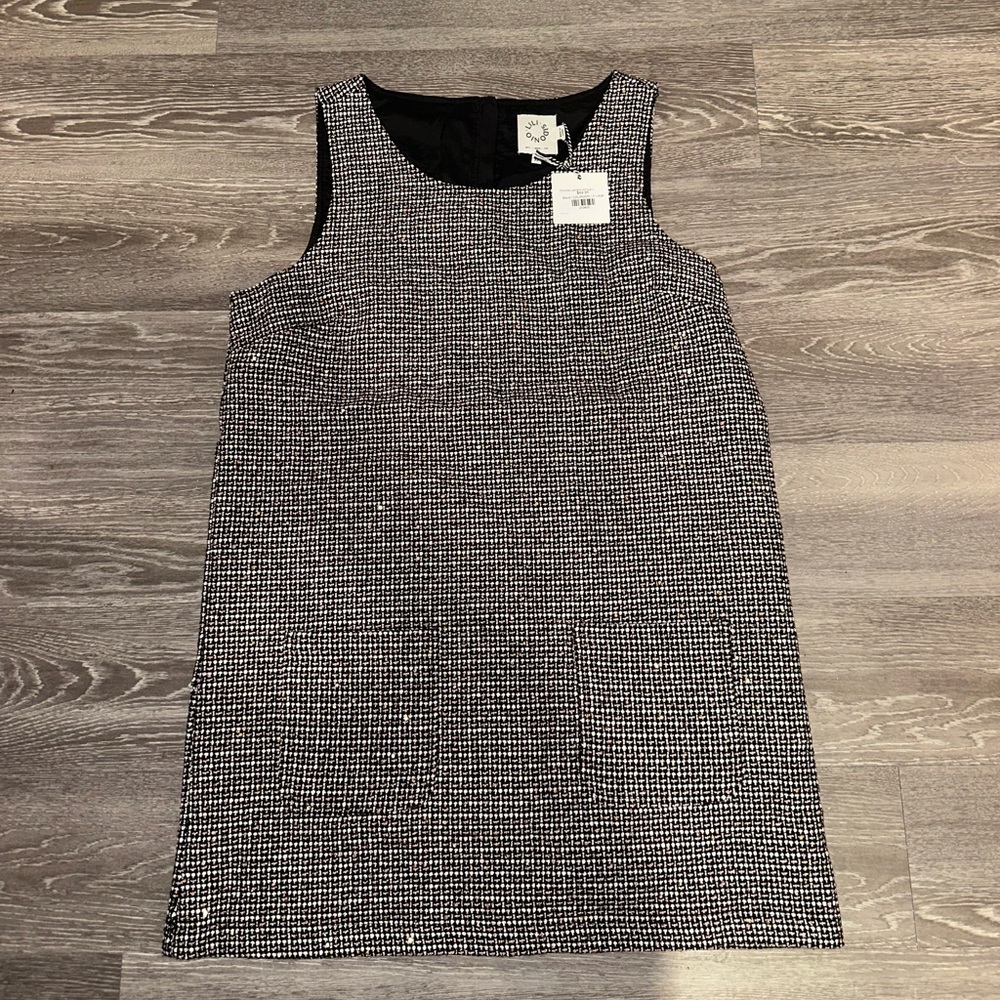 Black and White Sleeveless Sparkle Dress